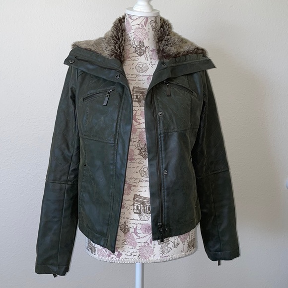 Jacket - Picture 3 of 5